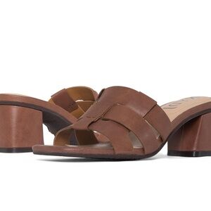 NYDJ Women's Brown Heeled Sandals size 7 m NWT in box